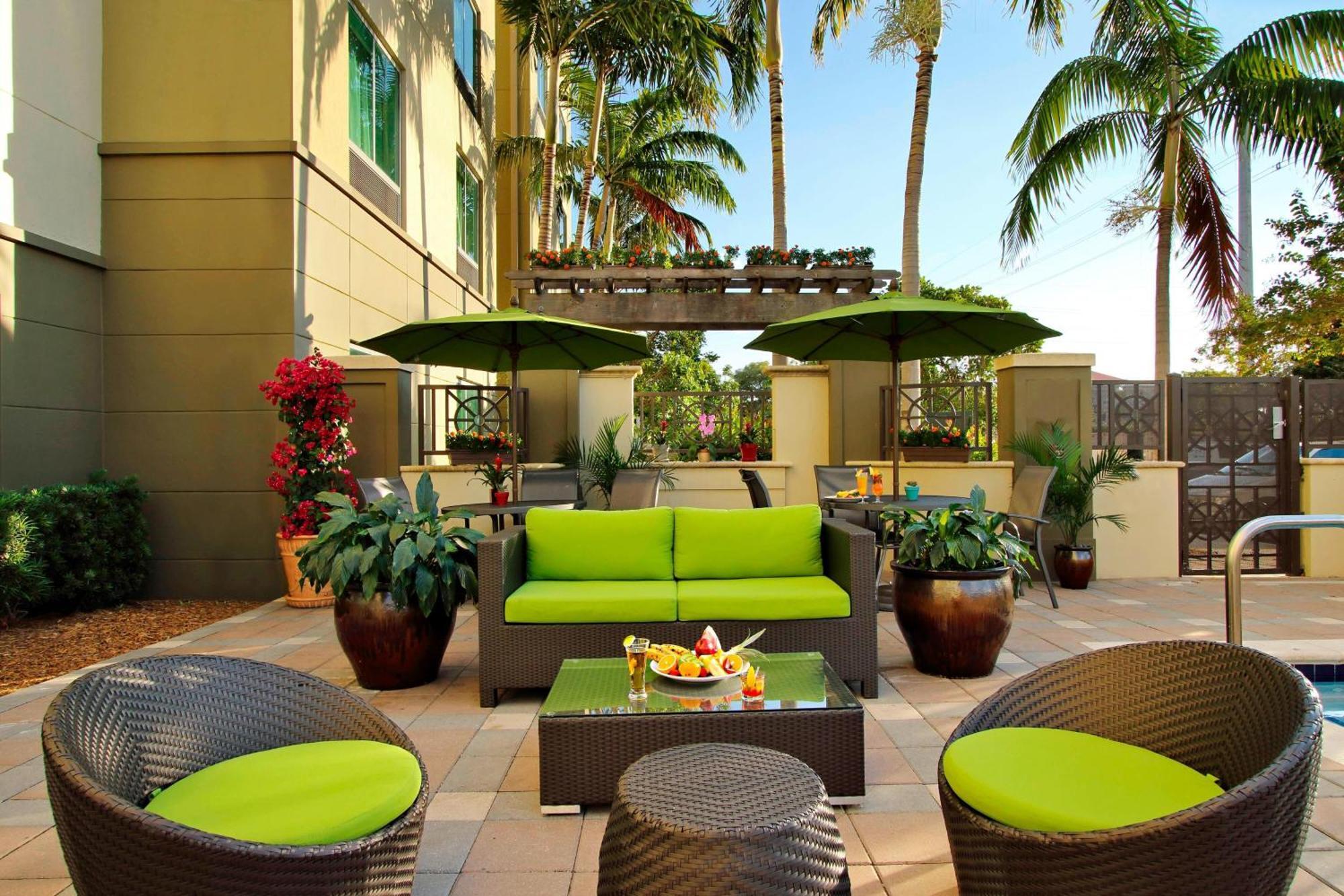 Fairfield Inn & Suites Fort Lauderdale Airport & Cruise Port Dania Beach Exterior photo