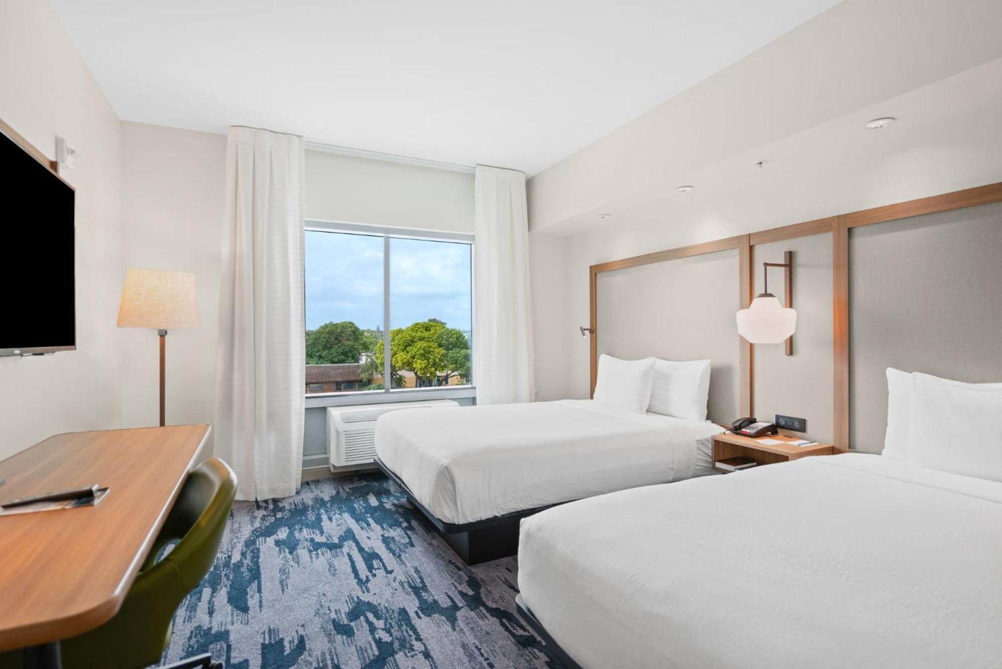 Fairfield Inn & Suites Fort Lauderdale Airport & Cruise Port Dania Beach Exterior photo